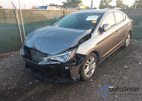 2019 Hyundai Elantra Value Edition из США, поврежденный, VIN 5NPD84LF5KH451352